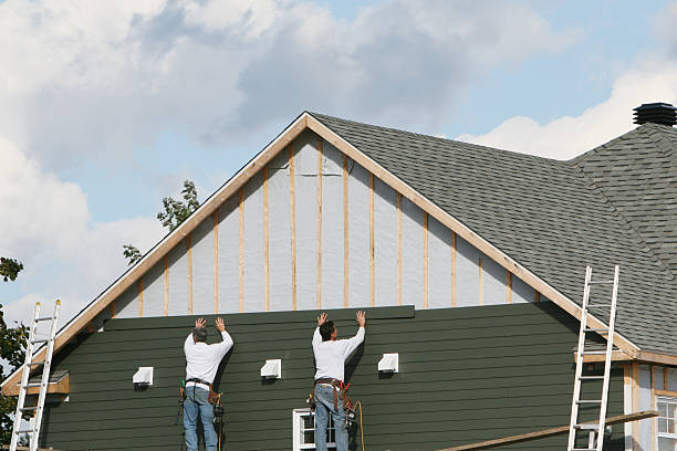 Professional Siding technician working in Jackson Center, PA
